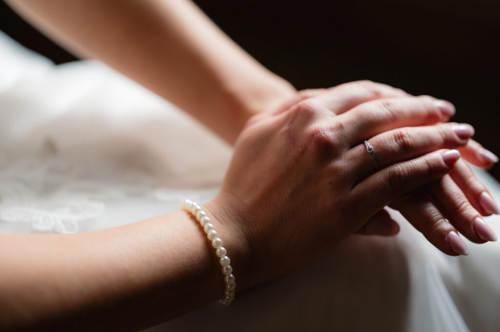 Getting_Ready_Braut_Schmuck