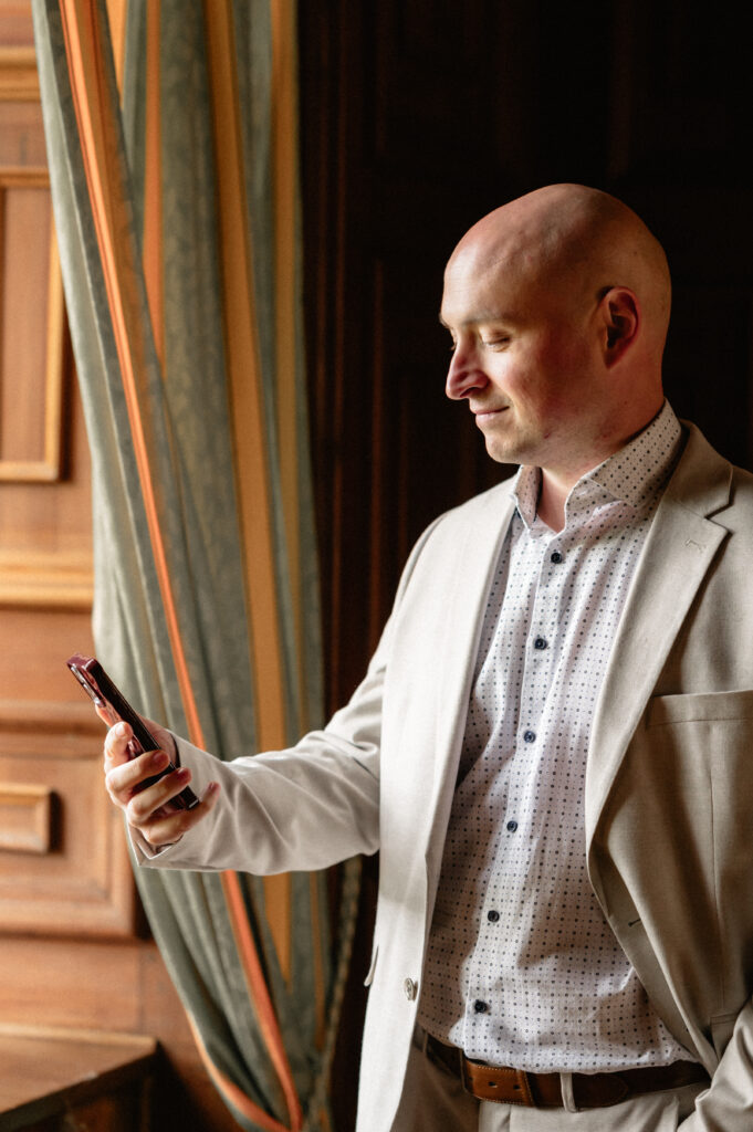 Bräutigam_Getting_Ready